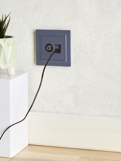 BRITE Розетка двойная TV+RJ45 кат.5E РТВ/РК12-БрМ маренго IEK